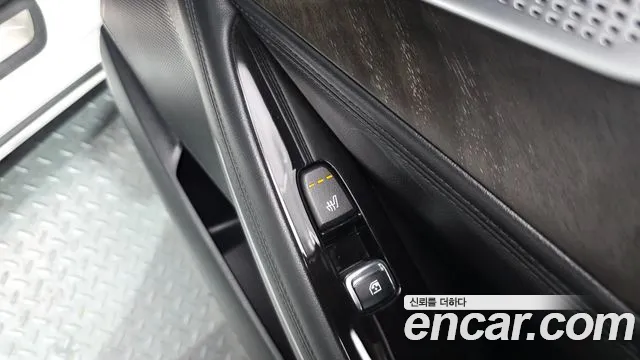 2022 Kia K8 Hybrid Noblesse Lite Sold VIN KNAM1411BNA002702 – interior seats