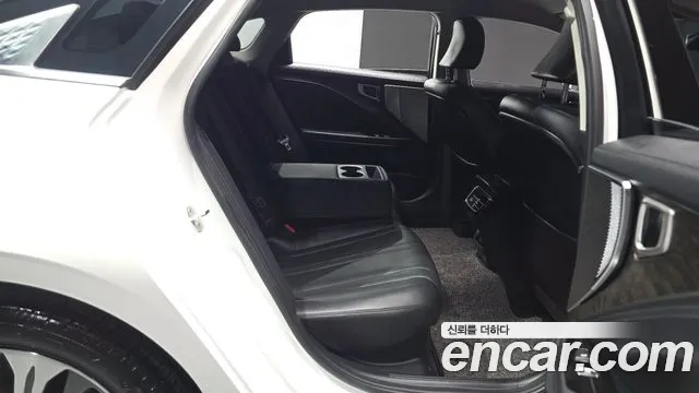 2022 Kia K8 Hybrid Noblesse Lite Sold VIN KNAM1411BNA002702 – undercarriage