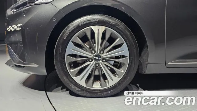 2022 Kia K8 Hybrid Noblesse Sold VIN KNAM2411BNA021036 – trunk area