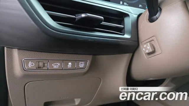 2024 Kia K8 Hybrid Noblesse Sold VIN KNAM2411BRA066835 – rear exterior