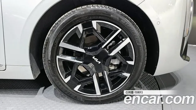 2025 Kia The New K8 Hybrid Noblesse Sold VIN KNAM2411BSA086031 – photo 15