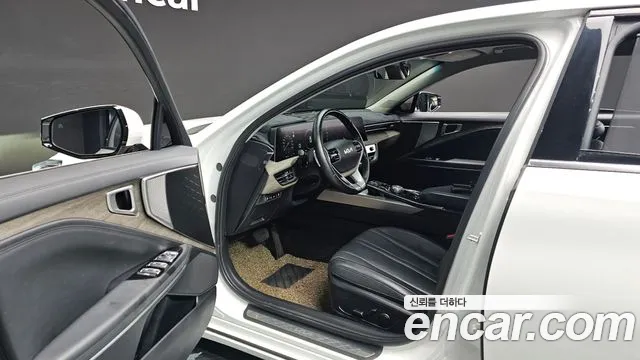2022 Kia K8 2.5 Gasoline 2WD Sold VIN KNAM241BBNA004465 – dashboard