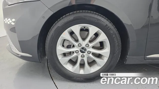 2022 Kia K8 2.5 Gasoline 2WD Sold VIN KNAM241BBNA005490 – odometer reading