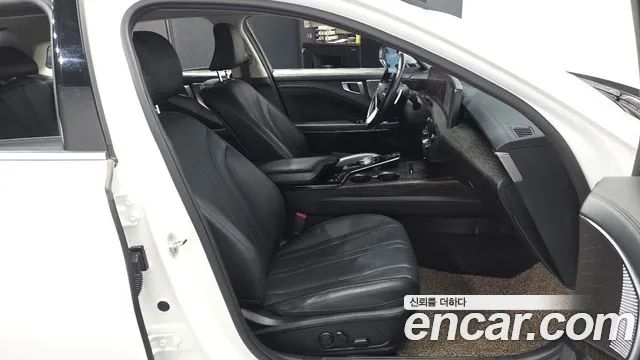 2022 Kia K8 2.5 Gasoline 2WD Sold VIN KNAM241BBNA006120 – exterior detail