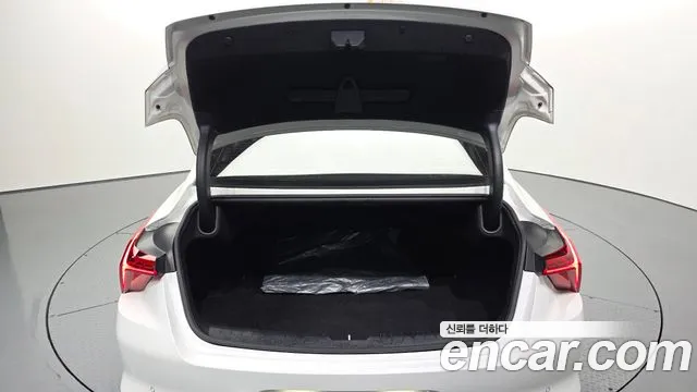 2022 Kia K8 2.5 Gasoline 2WD Sold VIN KNAM241BBNA006120 – undercarriage
