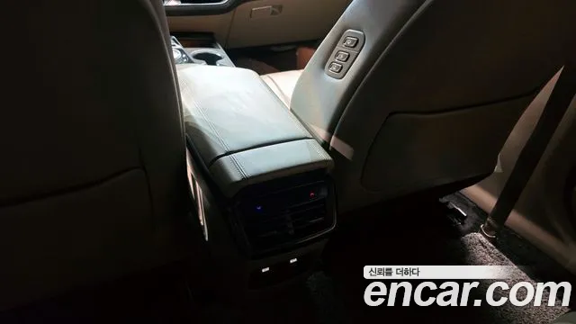 2022 Kia K8 2.5 Gasoline 2WD Sold VIN KNAM241BBNA008374 – trunk area