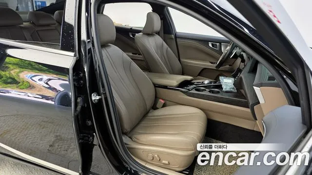 2022 Kia K8 2.5 Gasoline 2WD Sold VIN KNAM241BBNA008464 – exterior detail 2022 Kia K8 2.5 Gasoline 2WD Sold VIN KNAM241BBNA008464 – exterior detail