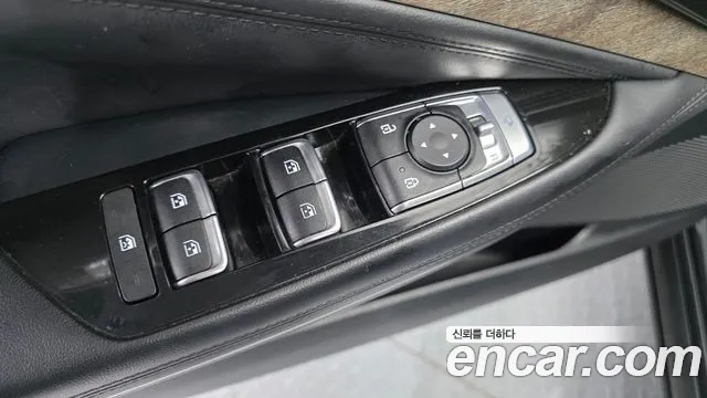 2022 Kia K8 2.5 Gasoline 2WD Sold VIN KNAM241BBNA021607 – undercarriage