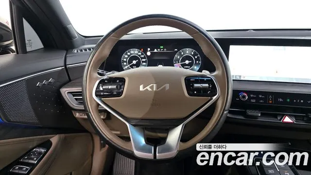 2022 Kia K8 2.5 Gasoline 2WD Sold VIN KNAM241BBNA028187 – side profile
