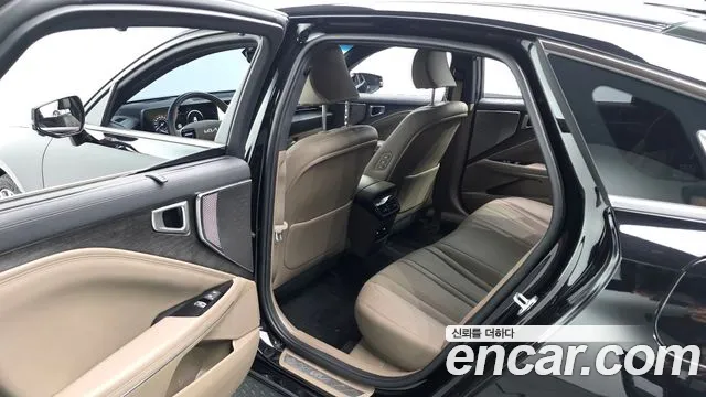 2022 Kia K8 2.5 Gasoline 2WD Sold VIN KNAM241BBNA028187 – interior seats