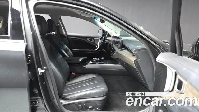 2022 Kia K8 2.5 Gasoline 2WD Sold VIN KNAM241BBNA028622 – side profile