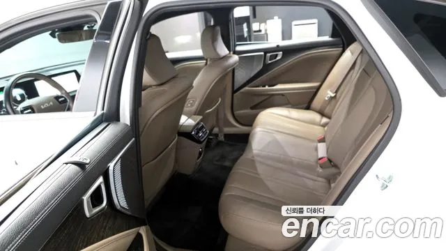 2022 Kia K8 2.5 Gasoline 2WD Sold VIN KNAM241BBNA029336 – engine bay 2022 Kia K8 2.5 Gasoline 2WD Sold VIN KNAM241BBNA029336 – engine bay