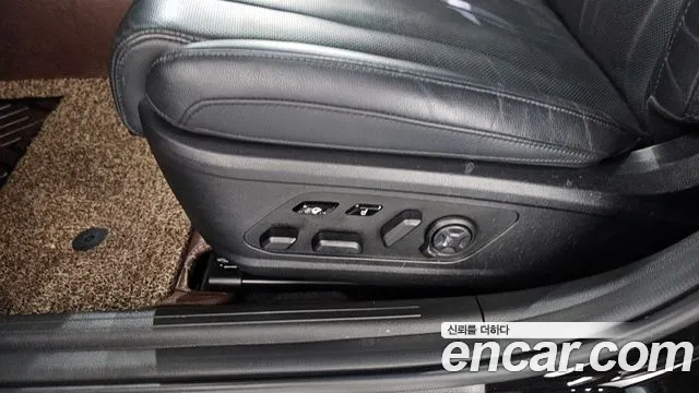2023 Kia K8 2.5 Gasoline 2WD Sold VIN KNAM241BBPA049427 – dashboard