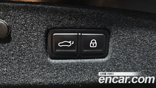 2024 Kia K8 2.5 Gasoline 2WD Sold VIN KNAM241BBRA067355 – dashboard