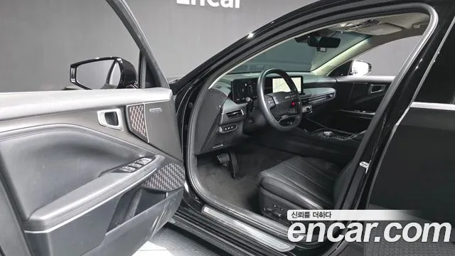 2025 Kia The New K8 2.5 Gasoline 2WD Sold VIN KNAM241BBSA075401 – trunk area