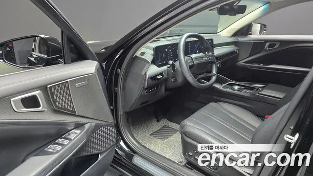 2025 Kia The New K8 2.5 Gasoline 2WD Sold VIN KNAM241BBSA076196 – engine bay