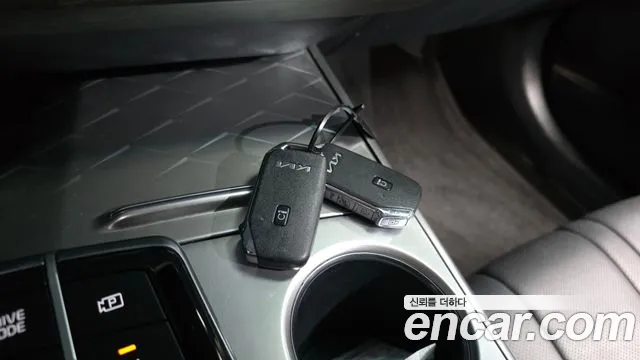 2022 Kia K8 3.5 LPG 2WD Sold VIN KNAM241FBNA005725 – trunk area
