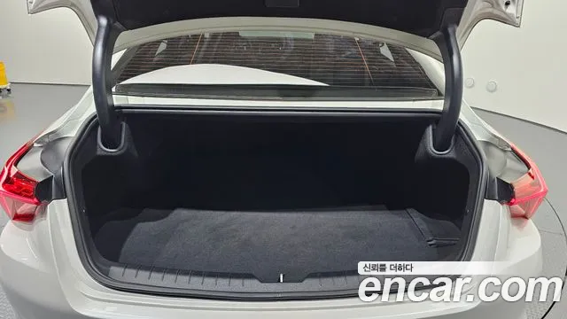 2022 Kia K8 3.5 LPG 2WD Sold VIN KNAM241FBNA009010 – trunk area 2022 Kia K8 3.5 LPG 2WD Sold VIN KNAM241FBNA009010 – trunk area
