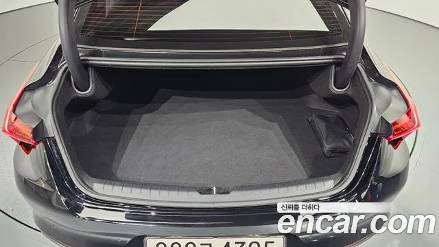 2022 Kia K8 3.5 LPG 2WD Sold VIN KNAM241FBNA009850 – exterior detail