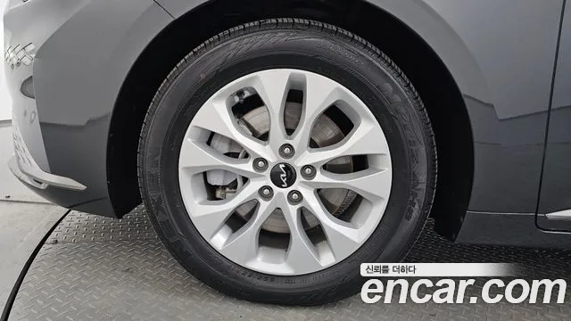2022 Kia K8 3.5 LPG 2WD Sold VIN KNAM241FBNA018591 – photo 11 2022 Kia K8 3.5 LPG 2WD Sold VIN KNAM241FBNA018591 – photo 11