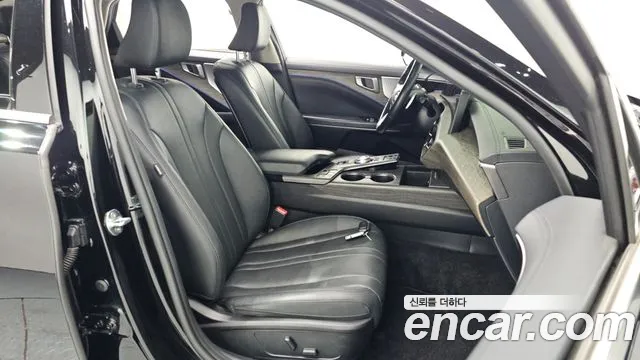 2022 Kia K8 3.5 LPG 2WD Sold VIN KNAM241FBNA025472 – exterior detail 2022 Kia K8 3.5 LPG 2WD Sold VIN KNAM241FBNA025472 – exterior detail
