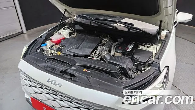 2023 Kia K8 3.5 LPG 2WD Sold VIN KNAM241FBPA041076 – side profile
