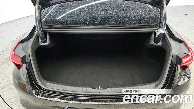 2022 Kia K8 3.5 Gasoline 2WD Sold VIN KNAM441DBNA026539 – exterior detail