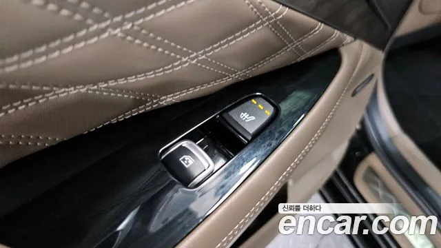 2024 Kia K8 Hybrid Signature Special Sold VIN KNAM5411BRA068628 – front exterior