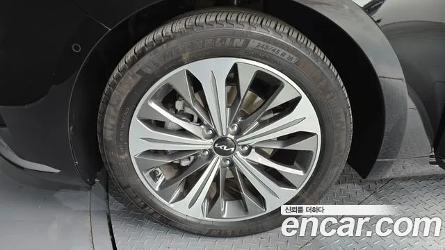 2024 Kia K8 Hybrid Signature Special Sold VIN KNAM5411BRA071741 – photo 15 2024 Kia K8 Hybrid Signature Special Sold VIN KNAM5411BRA071741 – photo 15