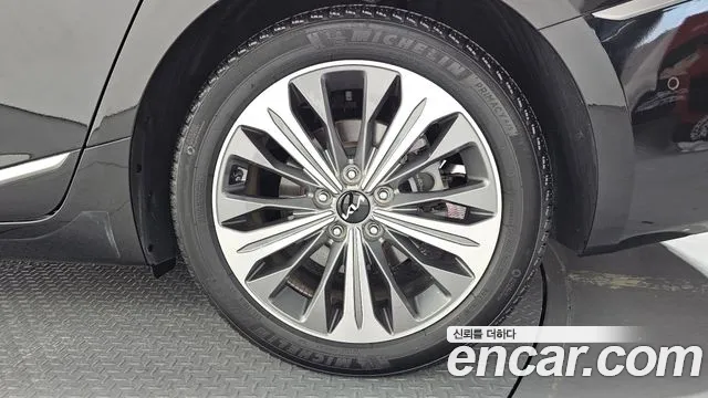 2024 Kia K8 Hybrid Signature Special Sold VIN KNAM5411BRA072862 – photo 20