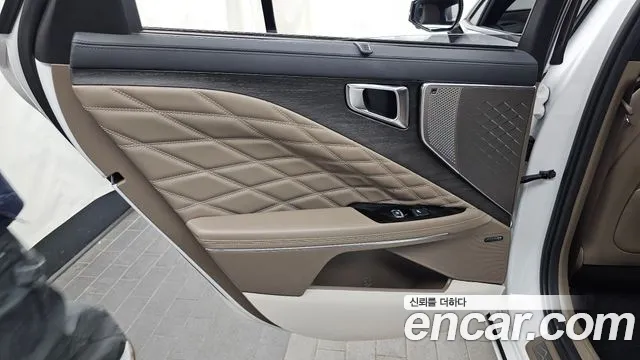 2024 Kia K8 Hybrid Signature Special Sold VIN KNAM5411BRA073436 – rear exterior