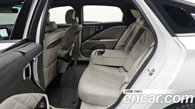 2022 Kia K8 3.5 Gasoline 4WD Sold VIN KNAM541DDNA010767 – dashboard