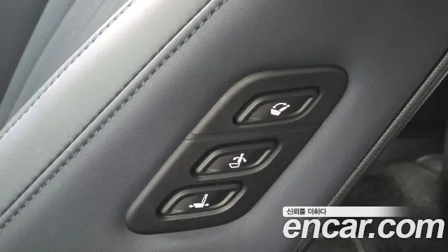 2025 Kia The New K8 3.5 Gasoline 4wd Sold VIN KNAM541DDSA083616 – front exterior