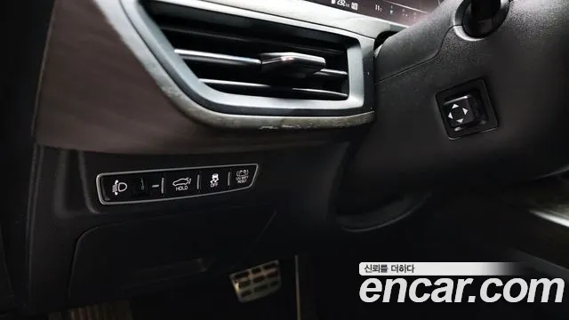 2022 Kia K8 Hybrid Signature Sold VIN KNAM6411BNA000471 – front exterior