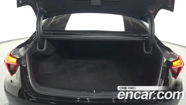 2022 Kia K8 Hybrid Signature Sold VIN KNAM6411BNA000725 – exterior detail