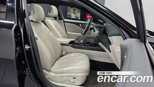 2022 Kia K8 Hybrid Signature Sold VIN KNAM6411BNA004354 – rear exterior