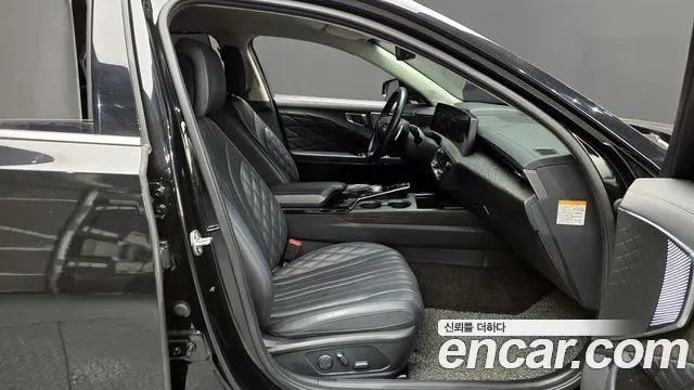 2022 Kia K8 Hybrid Signature Sold VIN KNAM6411BNA006110 – front exterior