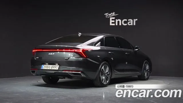 2022 Kia K8 Hybrid Signature Sold VIN KNAM6411BNA009436 – rear exterior