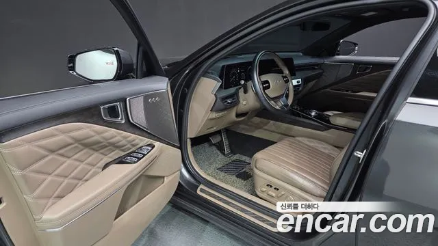 2022 Kia K8 Hybrid Signature Sold VIN KNAM6411BNA009436 – interior seats