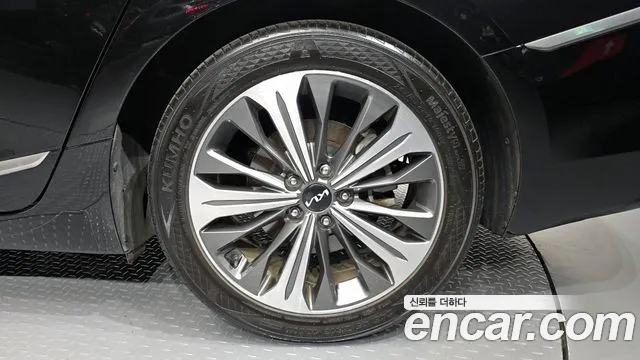 2022 Kia K8 Hybrid Signature Sold VIN KNAM6411BNA010093 – photo 17