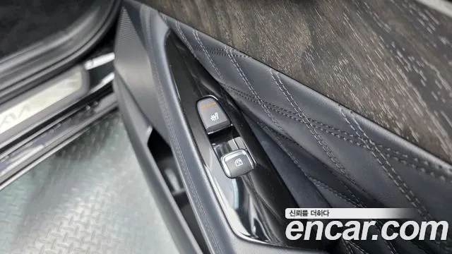 2022 Kia K8 Hybrid Signature Sold VIN KNAM6411BNA015452 – front exterior
