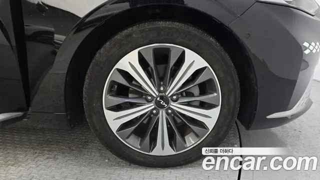 2022 Kia K8 Hybrid Signature VIN KNAM6411BNA016115