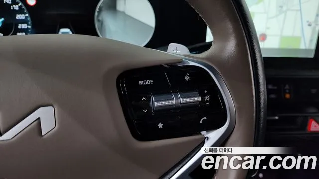 2022 Kia K8 Hybrid Signature Sold VIN KNAM6411BNA018145 – interior seats