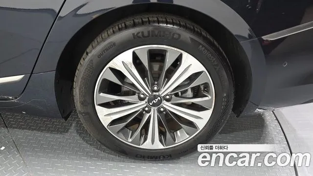 2022 Kia K8 Hybrid Signature VIN KNAM6411BNA018850