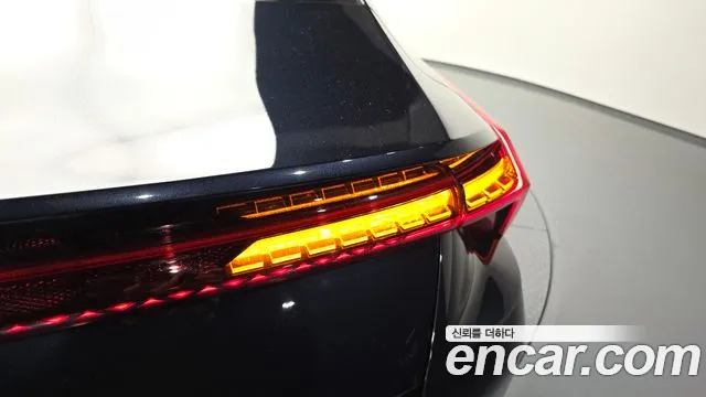2022 Kia K8 Hybrid Signature Sold VIN KNAM6411BNA018850 – photo 12