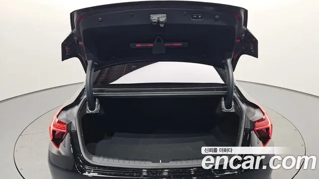 2022 Kia K8 Hybrid Signature Sold VIN KNAM6411BNA020395 – trunk area