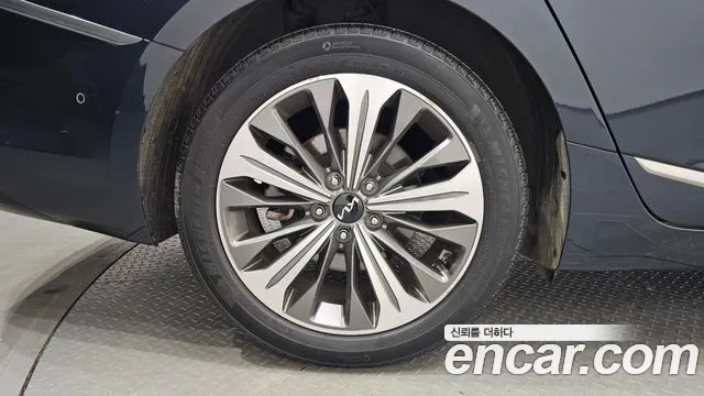 2022 Kia K8 Hybrid Signature Sold VIN KNAM6411BNA021293 – photo 18