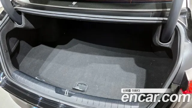 2022 Kia K8 Hybrid Signature Sold VIN KNAM6411BNA022397 – trunk area