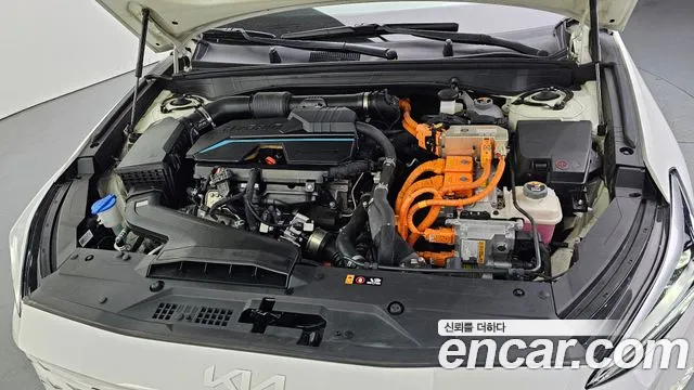 2023 Kia K8 Hybrid Signature Sold VIN KNAM6411BPA025186 – interior seats
