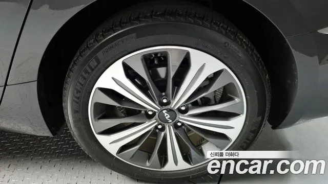 2023 Kia K8 Hybrid Signature Sold VIN KNAM6411BPA033435 – photo 32